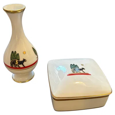 Pre-owned Cartier 1986 Art Deco Style Porcelain De Limoges Vase And Vanity Box By  Paris In Sand