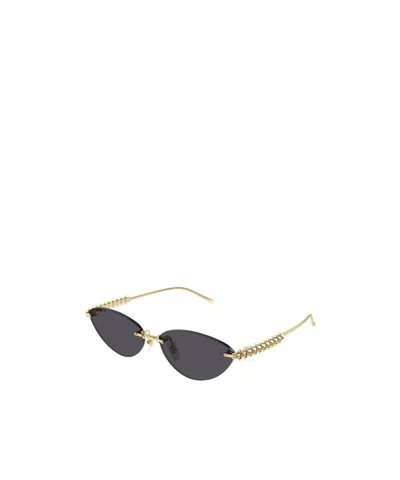 Cartier Cat Eye Sunglasses In Black