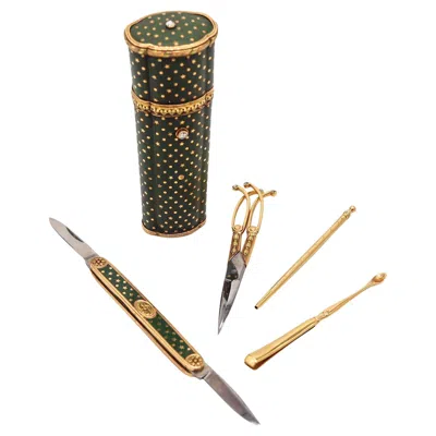 Pre-owned Cartier Paris 1900 Edwardian Nécessaire Case In 18kt Gold With Green Lacquer