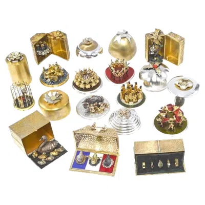 Pre-owned Cartier Stuart Devlin Set Of Twelve Silver And Silver-gilt "twelve Days Of Christmas" In Sand