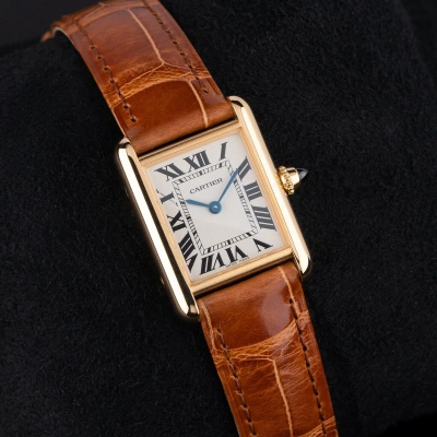 Pre-owned Cartier Tank Louis  18k Yellow Gold - Small Model W1529856 2024