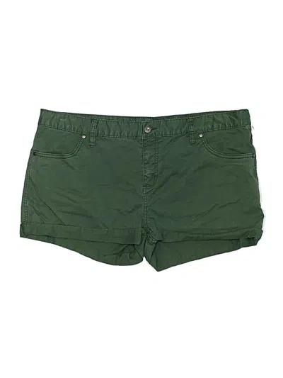 Pre-owned Carve Designs Khaki Shorts In Green
