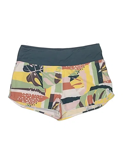 Pre-owned Carve Designs Shorts In Green