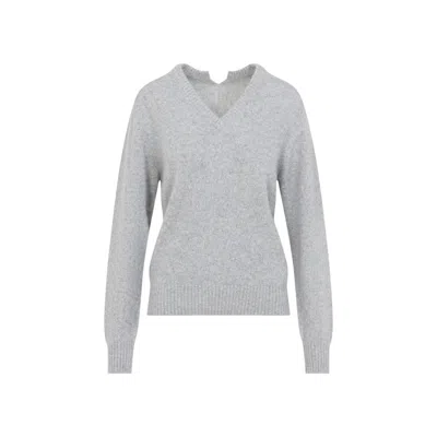 Carven V-neck Cashmere Knit Sweater With Ribbed Hem In Gray