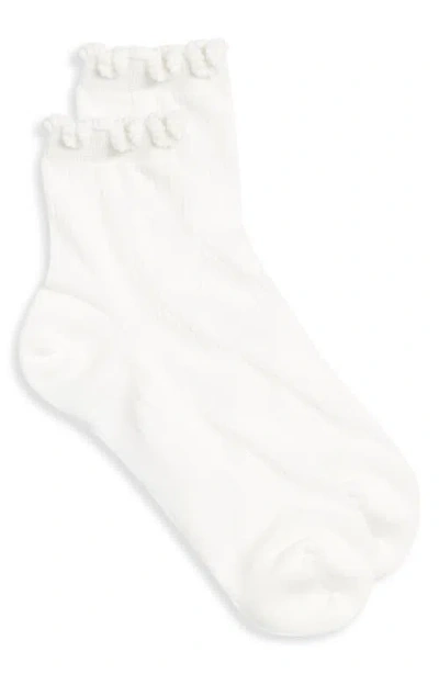 Casa Clara Indie Lettuce Edge Cotton Blend Quarter Socks In White