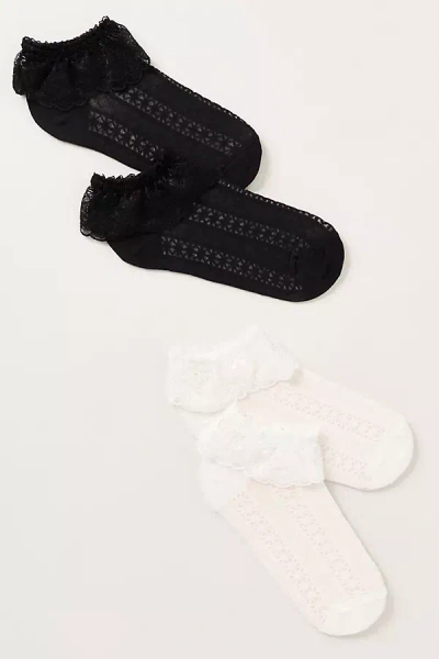 Casa Clara Palmer Lace Ruffle Socks In Black