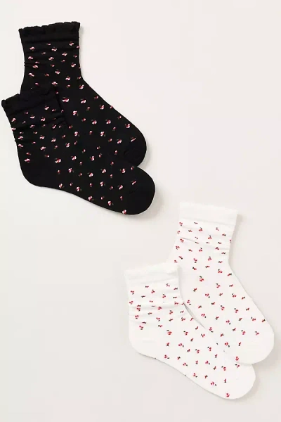Casa Clara Penny Ruffle-edge Socks In Black