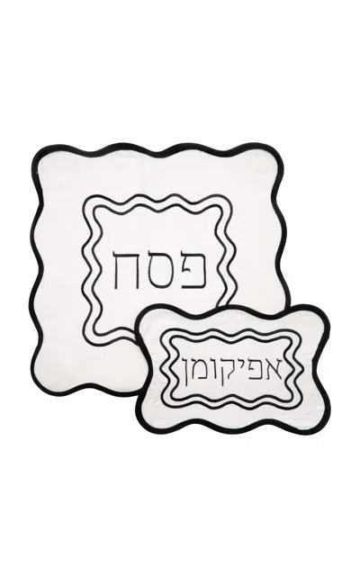 Casa Salmaa The Matzah Set In Black On White