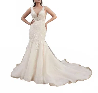 Casablanca Kara Wedding Gown In Ivory/nude In White