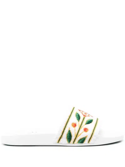 CASABLANCA WHITE SLIPPERS WITH EMBROIDERED TERRY DETAIL