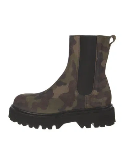 Pre-owned Casadei Chelsea Boots In Green