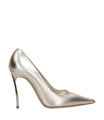 Casadei 卡萨迪和脚跟金色 In Multi