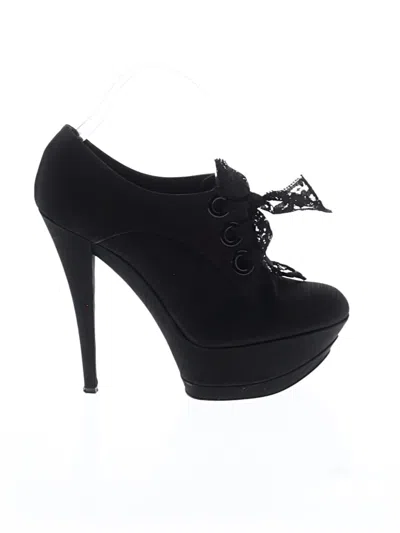 Pre-owned Casadei Heels In Black