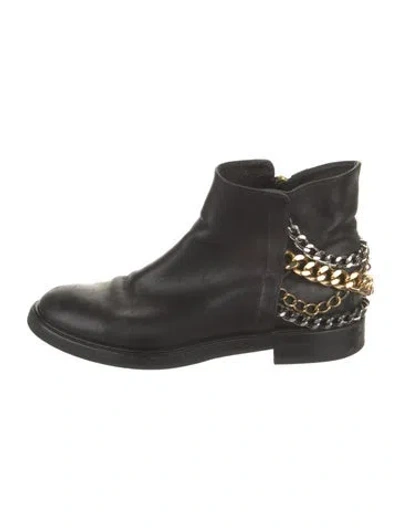 Pre-owned Casadei Leather Chain-link Accents Chelsea Boots In Black