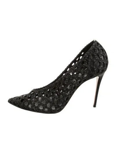 Pre-owned Casadei Leather Lace Pattern Pumps In Black
