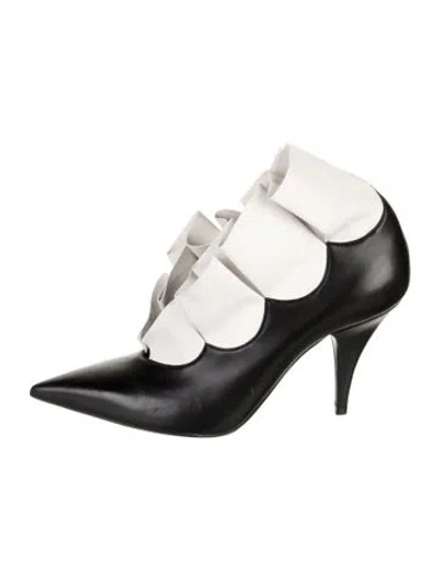 Pre-owned Casadei Leather Pumps In Black