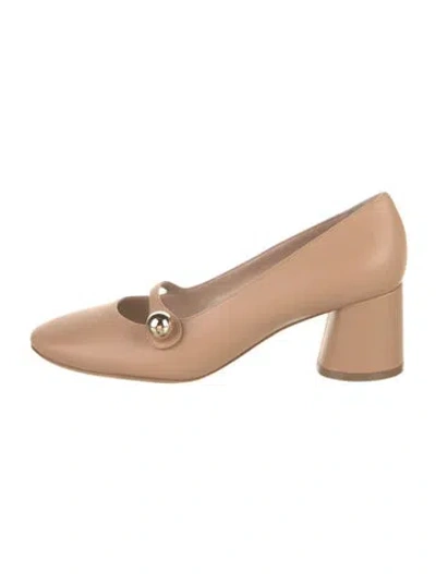 Pre-owned Casadei Leather Pumps In Neutral