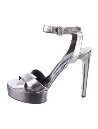 Pre-owned Casadei Leather Sandals In Silver