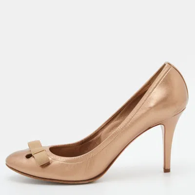 Pre-owned Casadei Metallic Leather Bow Pumps Size 38.5
