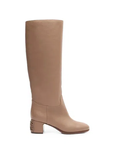 Casadei Nuova Mun C-chain Boots In Neutral