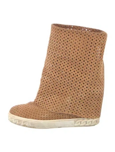 Pre-owned Casadei Suede Chain-link Accents Boots In Neutral