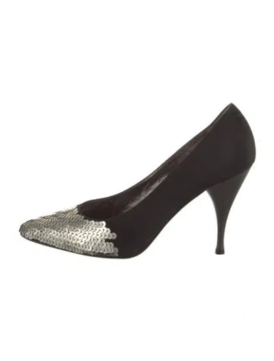Pre-owned Casadei Suede Pumps In Black