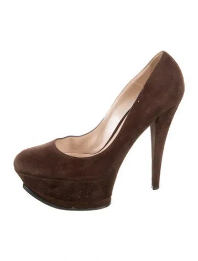 Pre-owned Casadei Suede Pumps In Brown