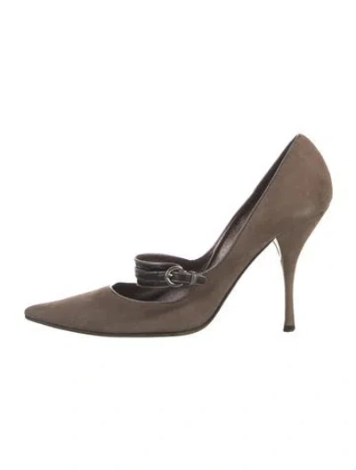 Pre-owned Casadei Suede Pumps In Neutrals