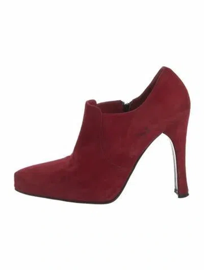 Pre-owned Casadei Suede Pumps In Red