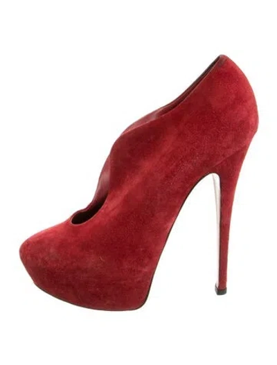 Pre-owned Casadei Suede Pumps In Red