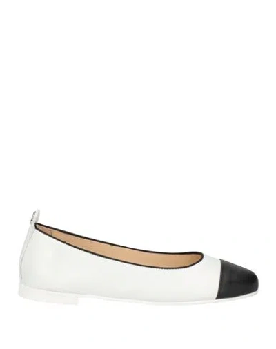 Casadei Woman Ballet Flats Off White Size 7.5 Leather
