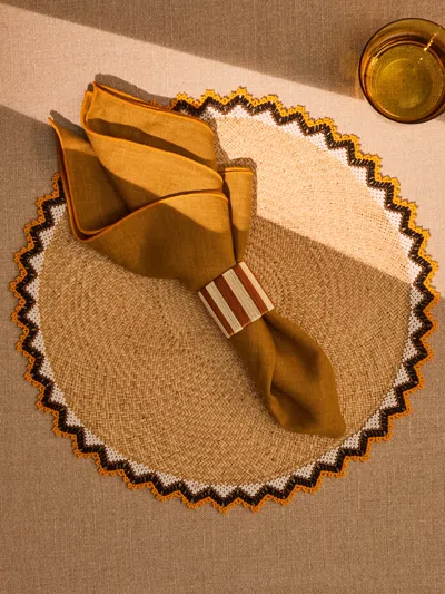 Casalatina Alicia Handwoven Iraca Palm Beaded-edge Placemats (set Of 4)  Abask Gift Set In Brown