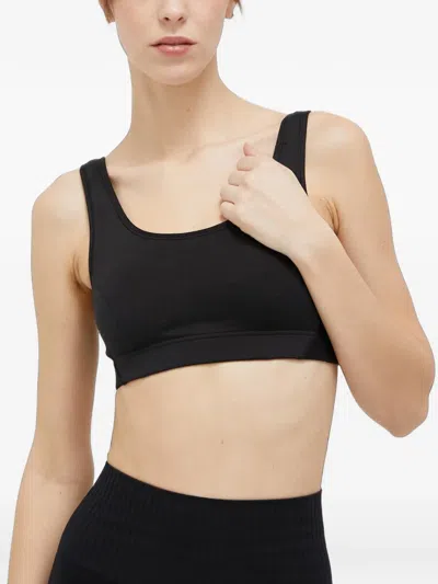Casall Pulse Logo-print Sports Bra In Black