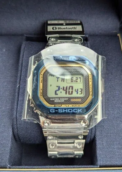 Pre-owned Casio 50th Anniversary X G-shock Sky And Sea Series Gmw-b5000ss-2jr