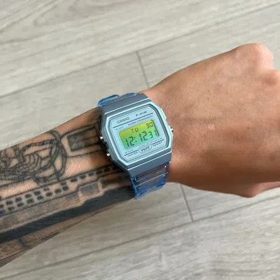 Pre-owned Casio F-91w Gradient & Blue "atlantis City"