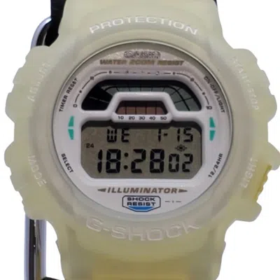 Pre-owned Casio G-shock Resin Wristwatch () In White