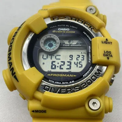 Pre-owned Casio G-shock Wristwatch () In Yellow
