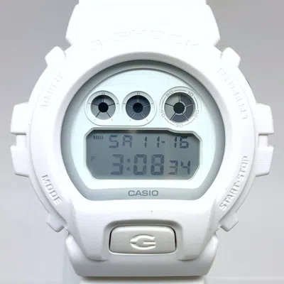 Pre-owned Casio G-shock Wristwatch () In White