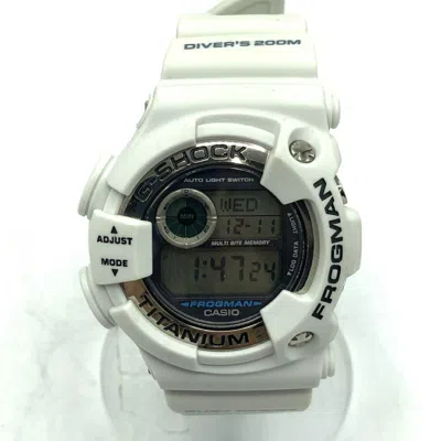 Pre-owned Casio G-shock Wristwatch () In White