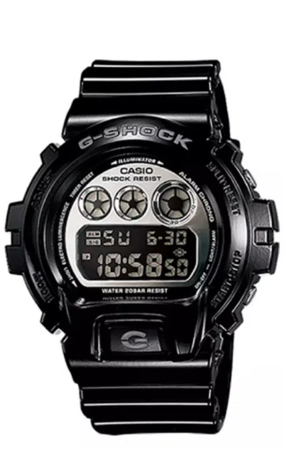 Pre-owned Casio Men's  Gshock Dw6900nb1d Watch In Resin