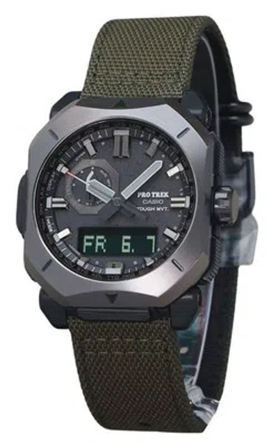 Pre-owned Casio Pro Trek Altimeter Thermometer Digital Compass Prw6900yb-3 100m Mens Watch