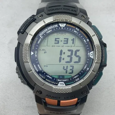 Pre-owned Casio Pro Trek Wristwatch ()