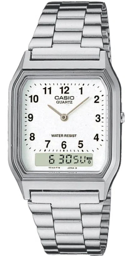 Pre-owned Casio Vintage Aq230a7b Watch In Resin
