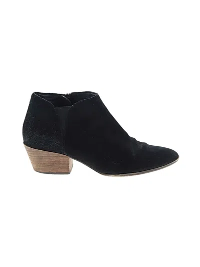 Pre-owned Caslon Ankle Boots In Black