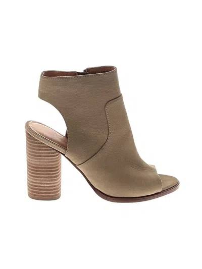 Pre-owned Caslon Ankle Boots In Tan