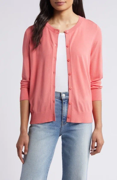 Caslon Crewneck Cardigan In Coral Rose Tea