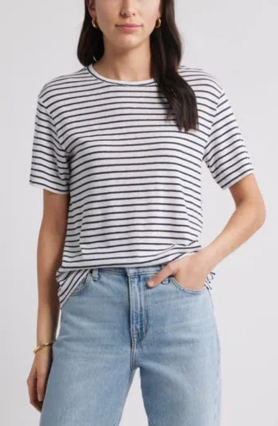 Caslon ® Easy T-shirt In White