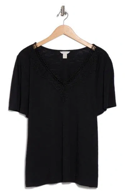 Caslon ® Embroidered Cutwork V-neck T-shirt