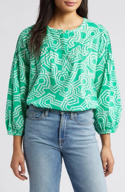 Caslon Pintuck Pleat Top In Green Bright- Ivory Ladder Geo