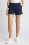Caslon Twill Shorts In Navy Blazer
